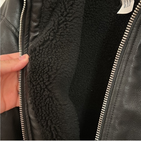 💫Aviator•NWT•GAP• Black Sherpa lined Faux Leather Jacket•Sz XL $168 Retail💫 - Picture 12 of 13